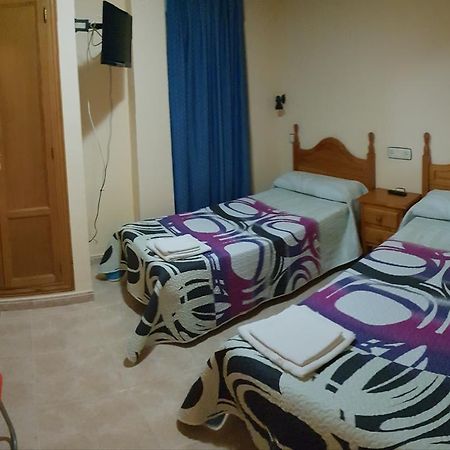 Hostal El Busto Teruel Exterior foto