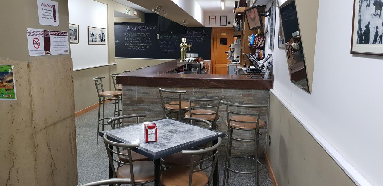 Hostal El Busto Teruel Exterior foto